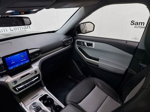 Used 2022 Ford Explorer XLT w/ Equipment Group 202A image 23