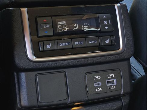 New 2026 Subaru Ascent Limited AWD/4WD image 12