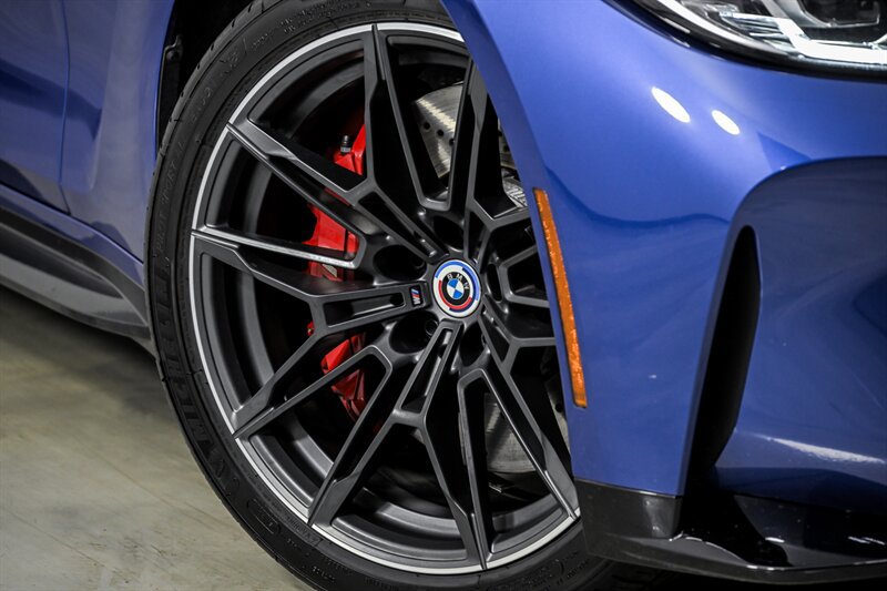 Used 2022 BMW M4 xDrive Competition w/ M Driver's Package AWD/4WD image 3