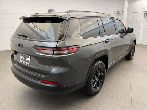 Certified 2025 Jeep Grand Cherokee L Altitude AWD/4WD image 5