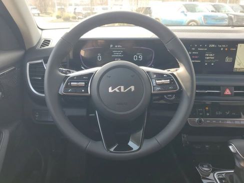 New 2026 Kia Seltos S image 10