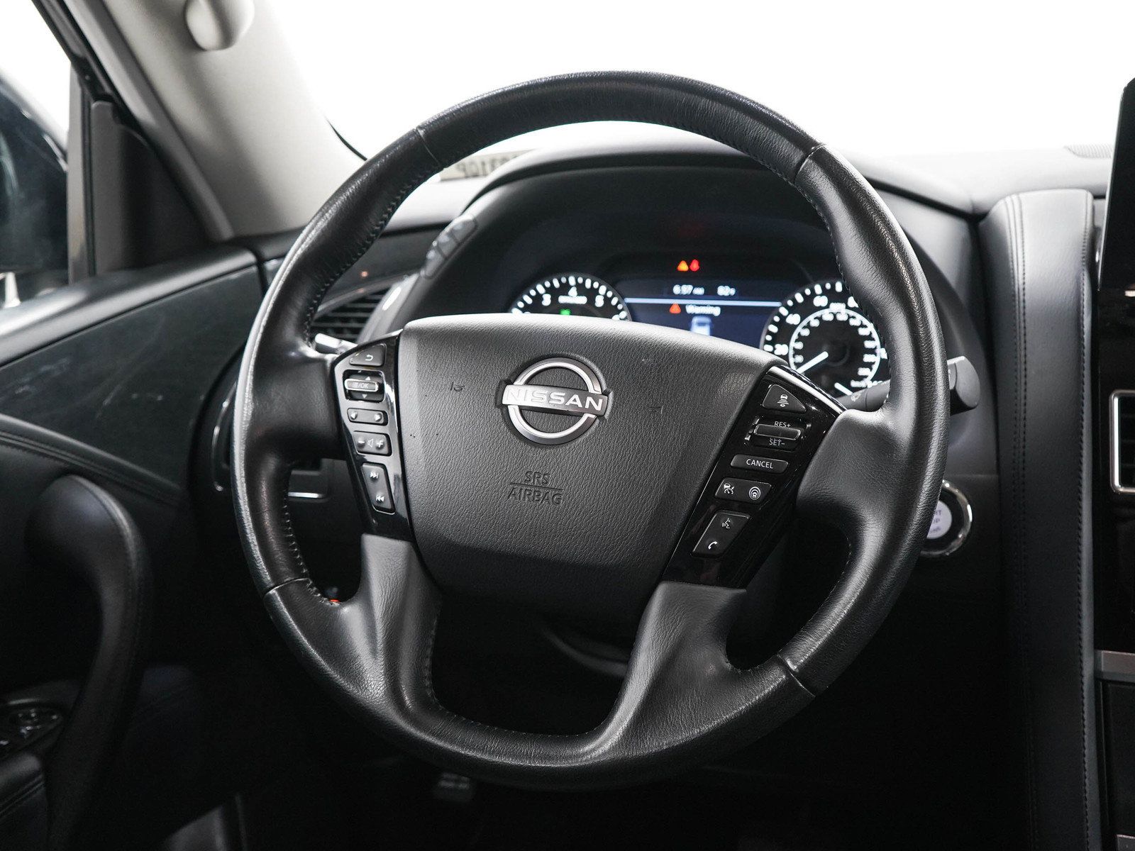 Used 2024 Nissan Armada SV AWD/4WD image 18