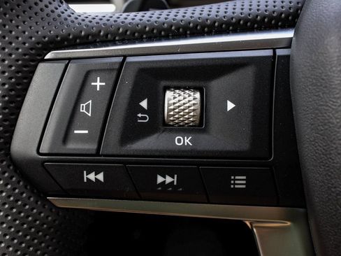 Used 2025 Mitsubishi Outlander SE AWD/4WD image 27