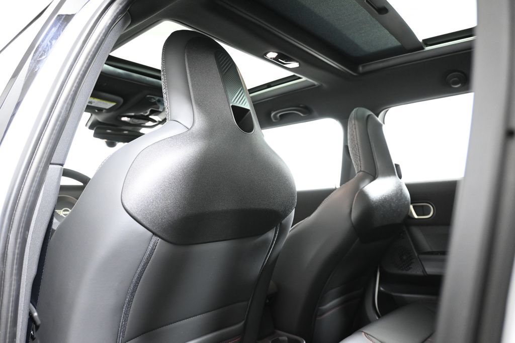 Used 2026 MINI Cooper S FWD image 28
