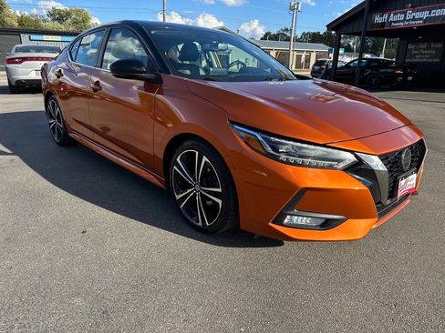 Used 2021 Nissan Sentra SR w/ SR Premium Package image 4