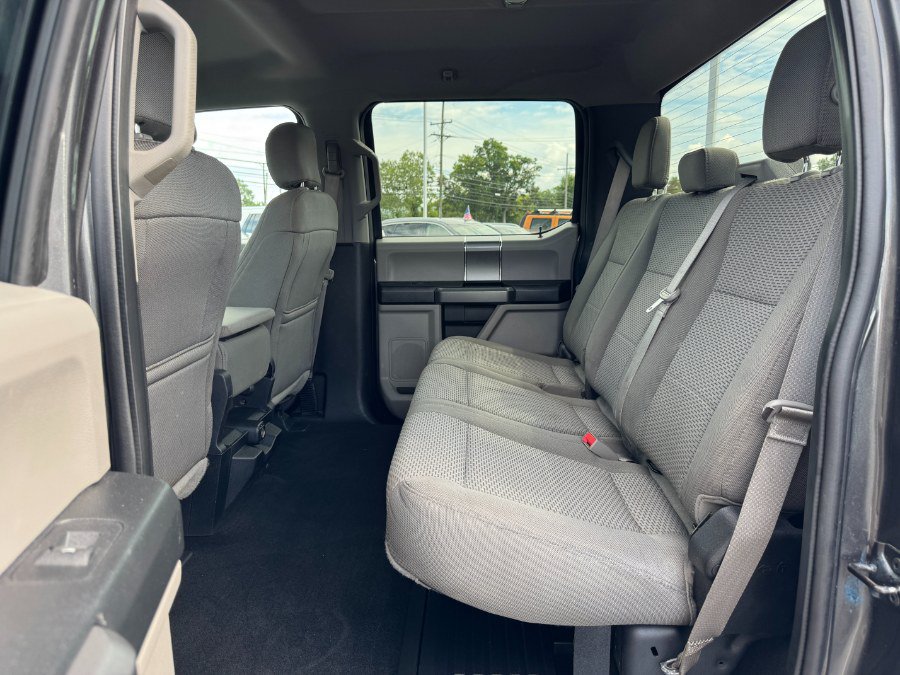 Used 2018 Ford F250 XLT w/ XLT Premium Package AWD/4WD image 16