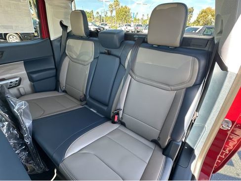 New 2026 Ford Maverick Lariat image 15