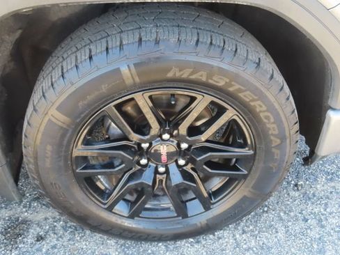 Used 2022 GMC Sierra 1500 Elevation AWD/4WD image 13