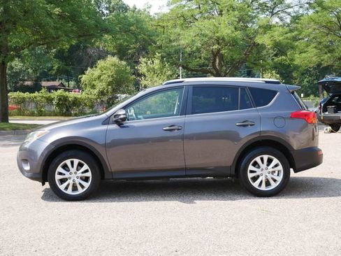 Used 2013 Toyota RAV4 Limited AWD/4WD image 3