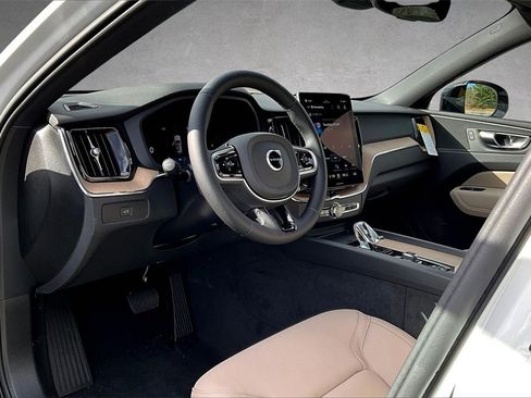 New 2026 Volvo XC60 B5 Plus w/ Protection Package Premier image 7