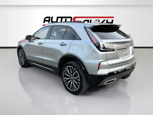 Used 2025 Cadillac XT4 Sport image 5