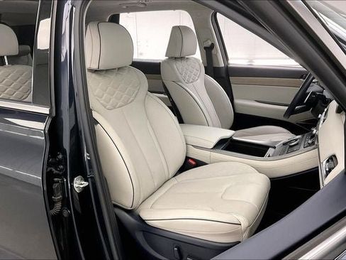 Used 2021 Hyundai Palisade Limited FWD image 7