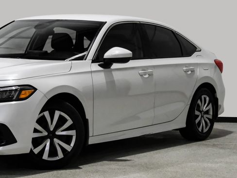 Used 2023 Honda Civic LX image 13