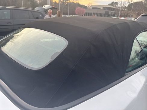 Used 2017 Ford Mustang Premium image 10