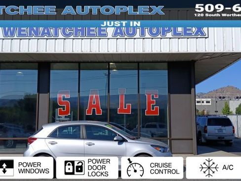 Used 2019 Kia Rio S image 1