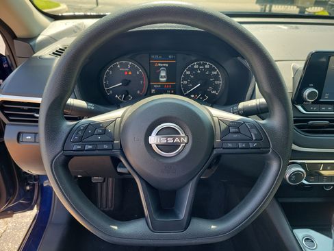 Certified 2024 Nissan Altima 2.5 S FWD image 15