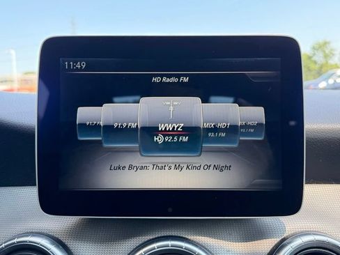 Used 2017 Mercedes-Benz CLA 250 4MATIC image 17