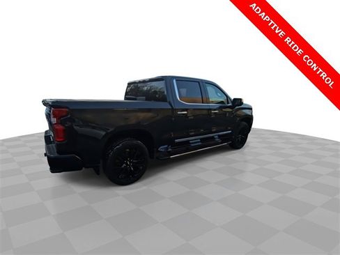Used 2024 Chevrolet Silverado 1500 High Country w/ Technology Package image 8