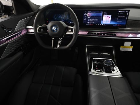 Used 2026 BMW i7 xDrive60 w/ Executive Package AWD/4WD image 20