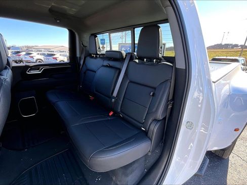 New 2026 Chevrolet Silverado 3500 LT w/ All Star Edition image 10