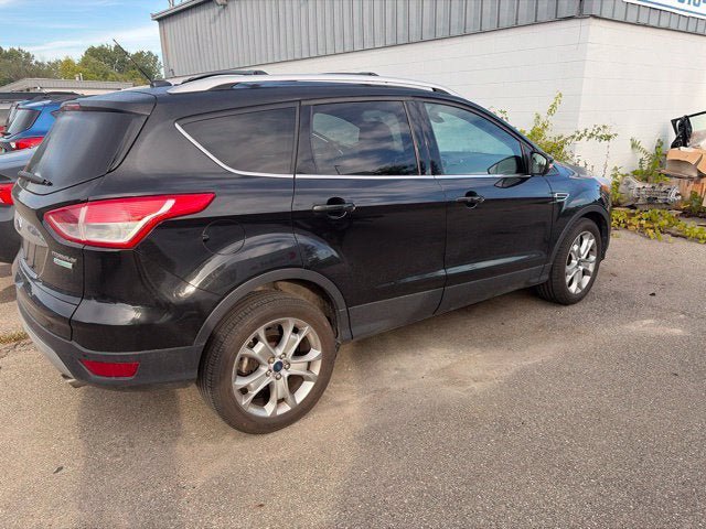 Used 2014 Ford Escape Titanium w/ Equipment Group 401A FWD image 12