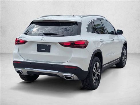 New 2026 Mercedes-Benz GLA 250 image 2
