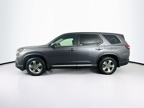 Used 2024 Honda Pilot EX-L image 4