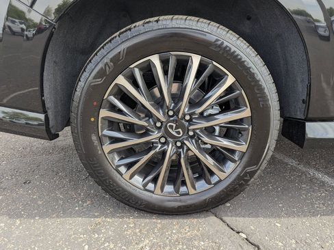 New 2026 INFINITI QX80 Autograph AWD/4WD image 8