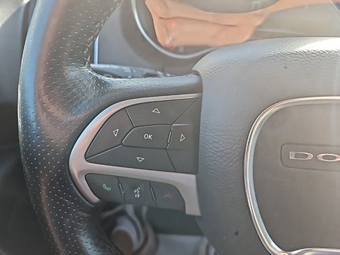 Used 2019 Dodge Durango SXT image 12