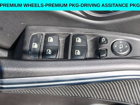 Used 2023 BMW 330i Sedan w/ Premium Package RWD image 20
