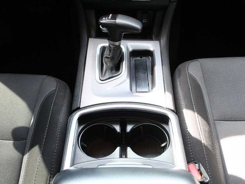 Used 2022 Dodge Charger SXT RWD image 24