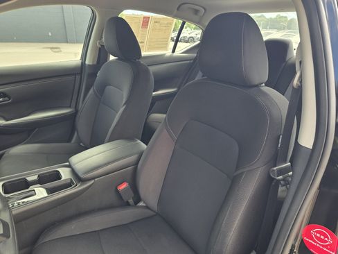 Certified 2025 Nissan Sentra S FWD image 13