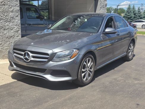 Used 2017 Mercedes-Benz C 300 4MATIC Sedan image 1