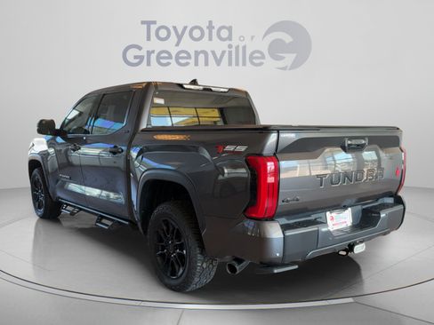 Used 2023 Toyota Tundra SR5 w/ SR5 Convenience Package AWD/4WD image 4