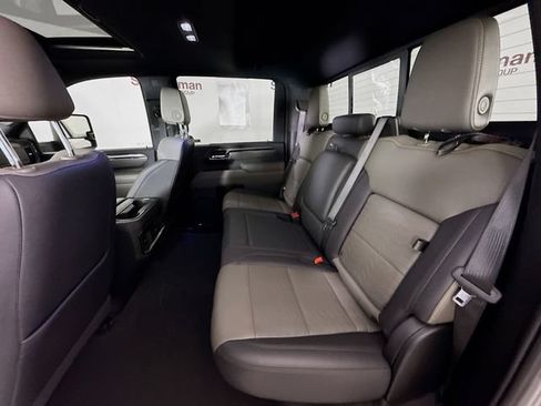 Used 2024 Chevrolet Silverado 2500 ZR2 AWD/4WD image 26