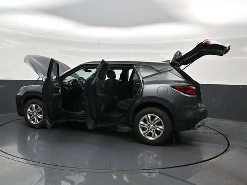 Used 2020 Chevrolet Blazer LT FWD image 34