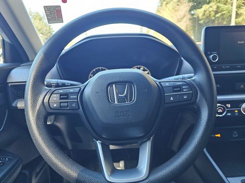 Certified 2025 Honda CR-V LX image 22