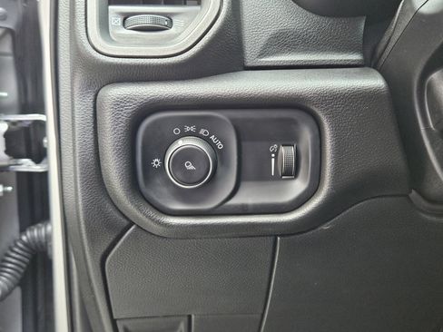 Used 2024 RAM 3500 Tradesman AWD/4WD image 19