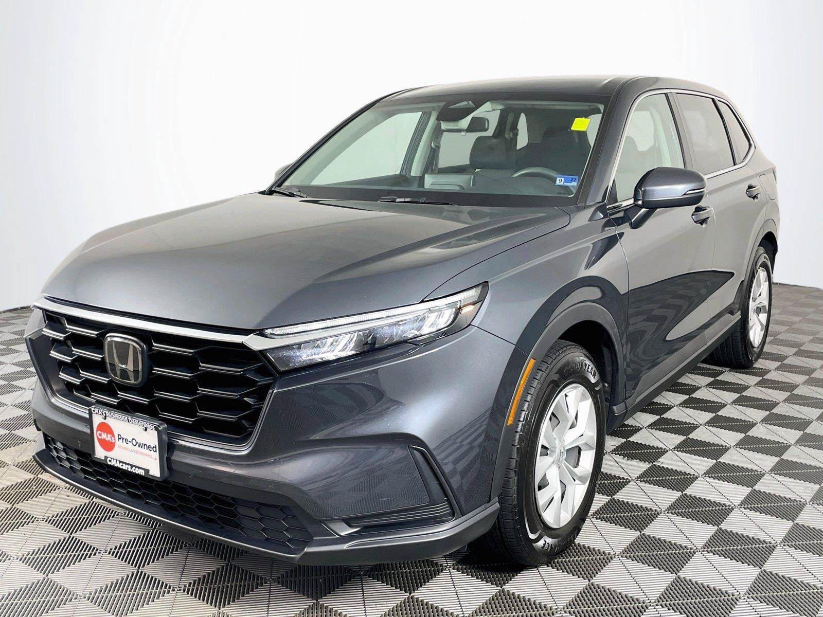 Used 2025 Honda CR-V LX image 3