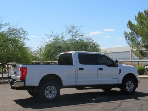 Used 2019 Ford F250 XLT AWD/4WD image 6
