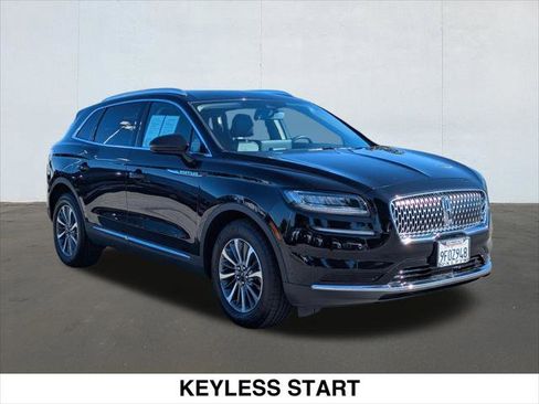 Used 2023 Lincoln Nautilus AWD w/ Premium Package image 7