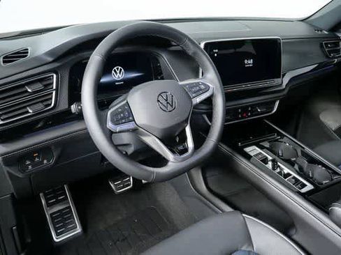 New 2026 Volkswagen Atlas Cross Sport SEL Premium R-Line image 4