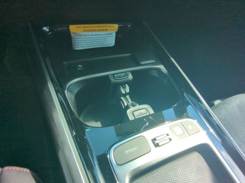 Certified 2026 Mercedes-Benz GLA 35 AMG 4MATIC image 9