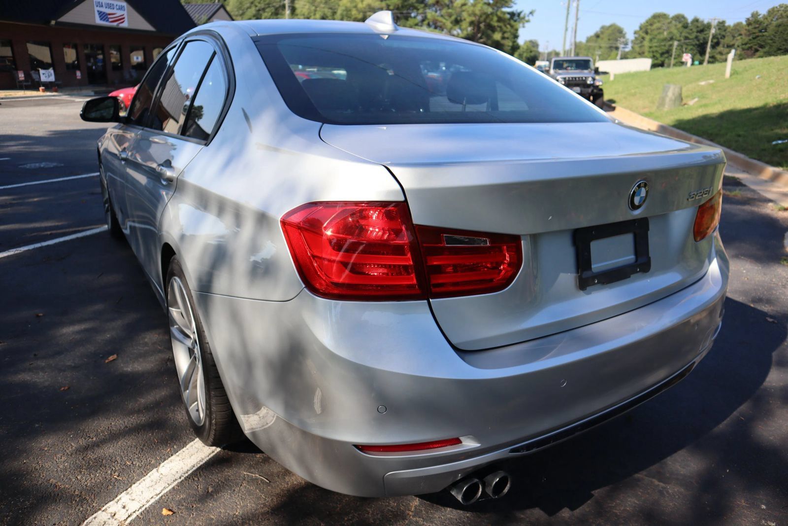 Used 2015 BMW 328i Sedan RWD image 4