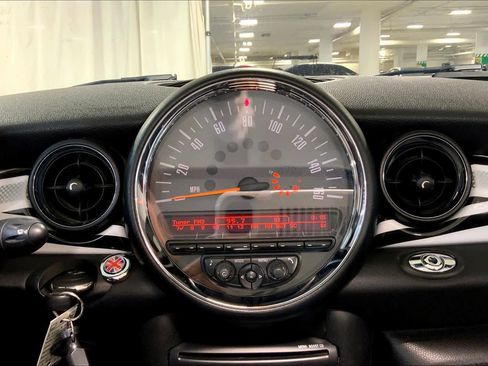 Used 2015 MINI Cooper Roadster S image 32