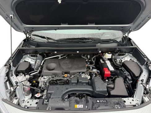 Used 2025 Toyota RAV4 Limited image 17