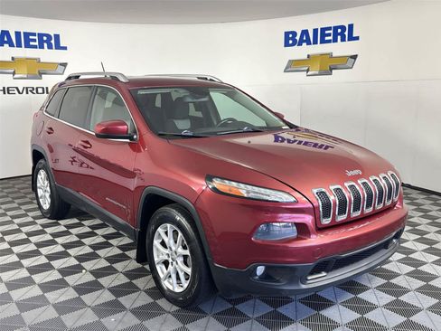 Used 2014 Jeep Cherokee Latitude w/ Cold Weather Group AWD/4WD image 7