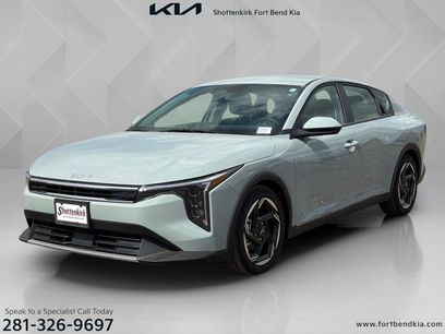 Certified 2025 Kia K4 EX