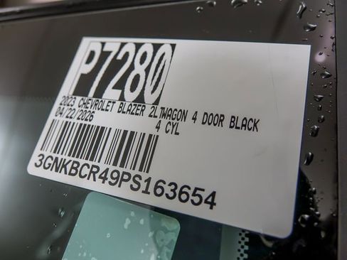 Used 2023 Chevrolet Blazer LT FWD image 28