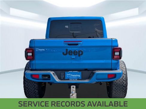 Used 2022 Jeep Gladiator Overland AWD/4WD image 5